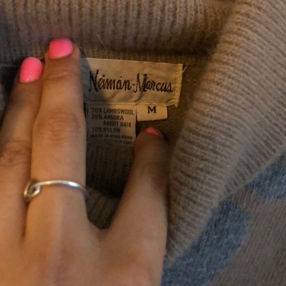 Neiman Marcus sweater - Picture 3 of 4